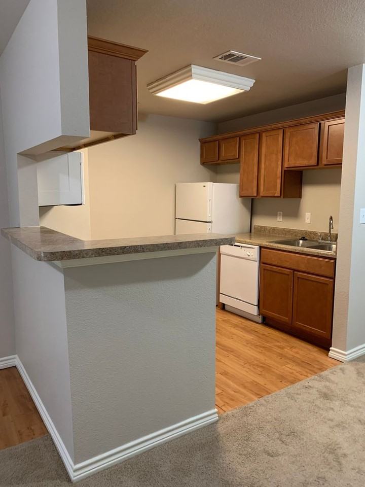 Settlers Cove - Photo 5 of 50