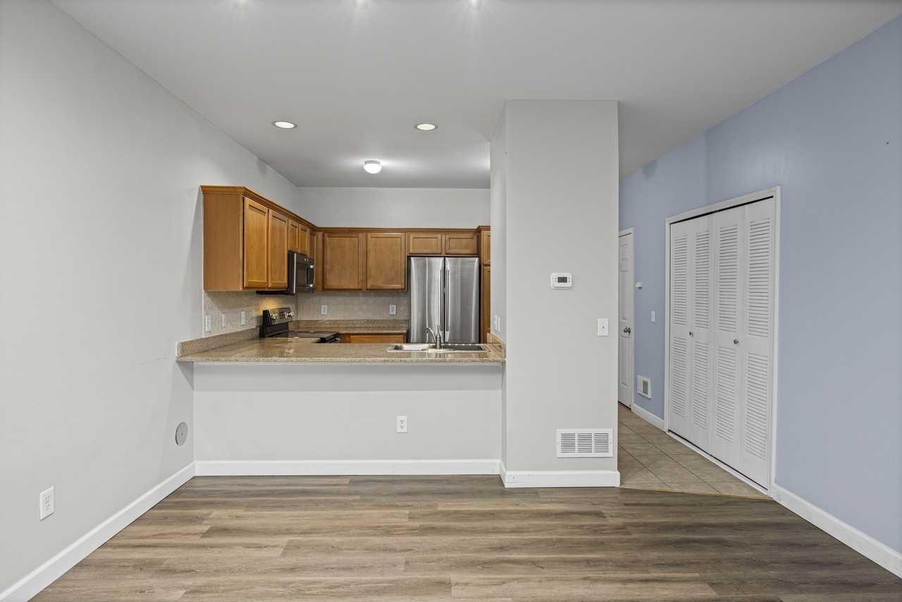 3848 Cherry Creek Lane - Photo 5 of 11