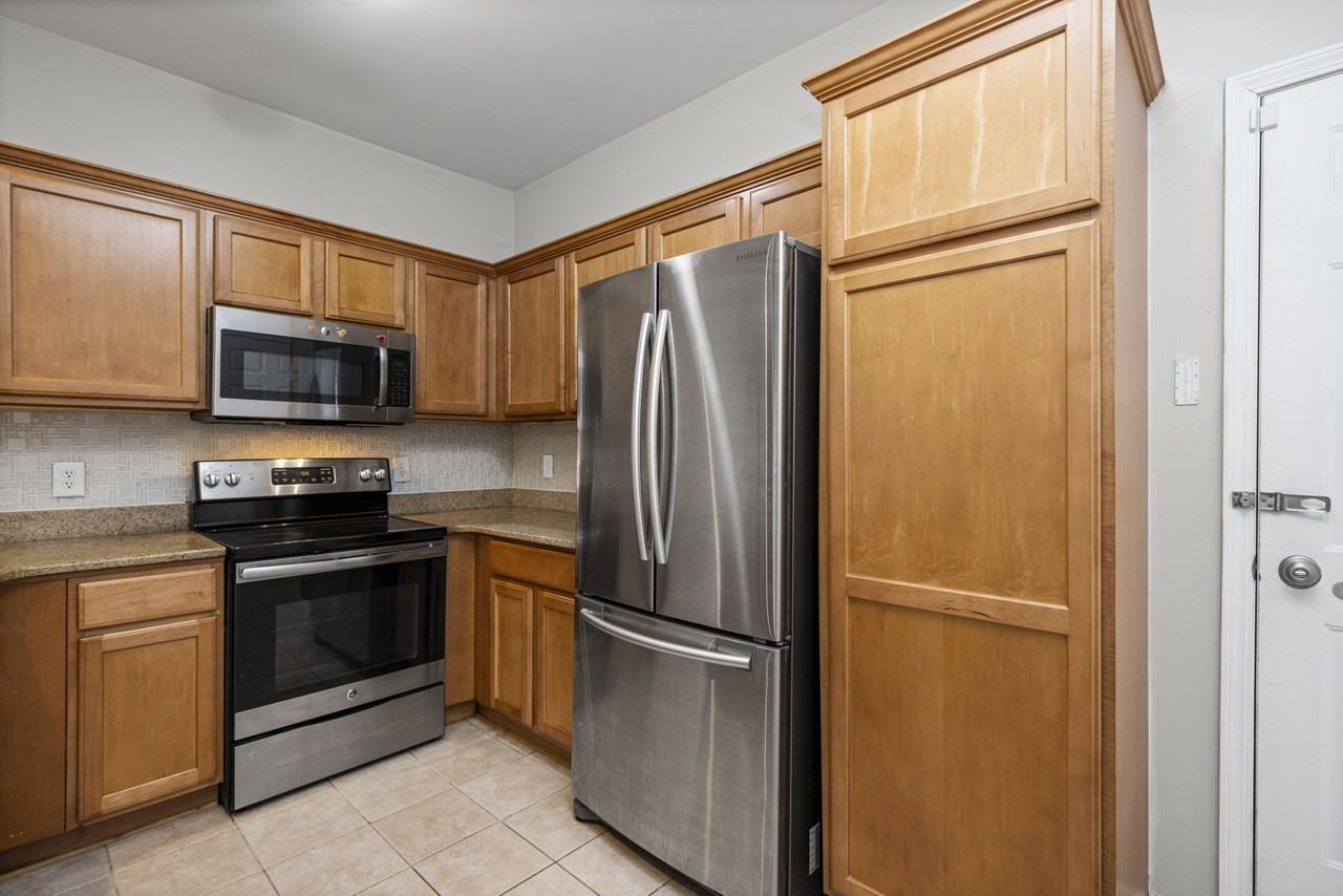 3848 Cherry Creek Lane - Photo 6 of 11