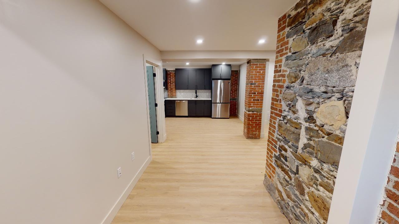 1029 South Park Street - Photo 6 of 20