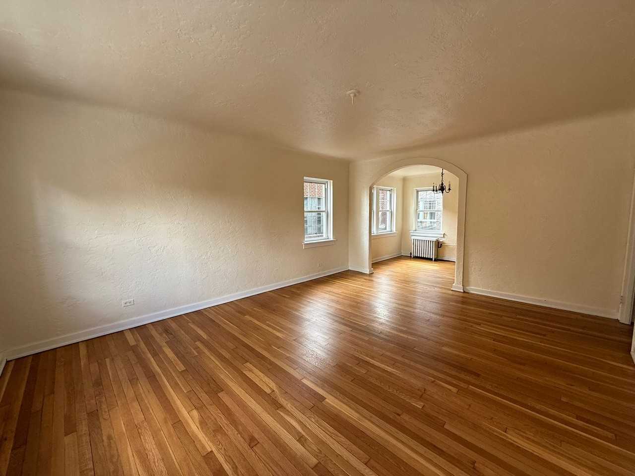 King Edward Annex Apartments - Photo 6 of 40