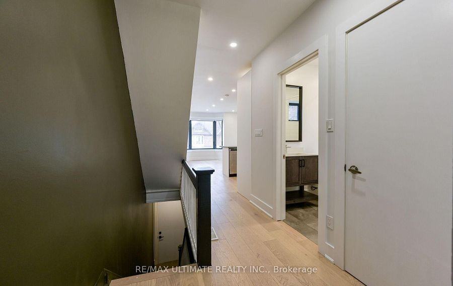 501 Carlaw Avenue - Photo 4 of 17