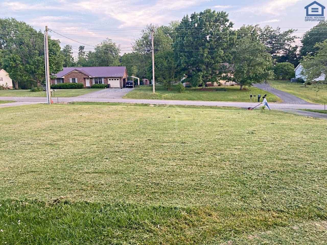 3547 Southmeade Dr - Photo 5 of 18