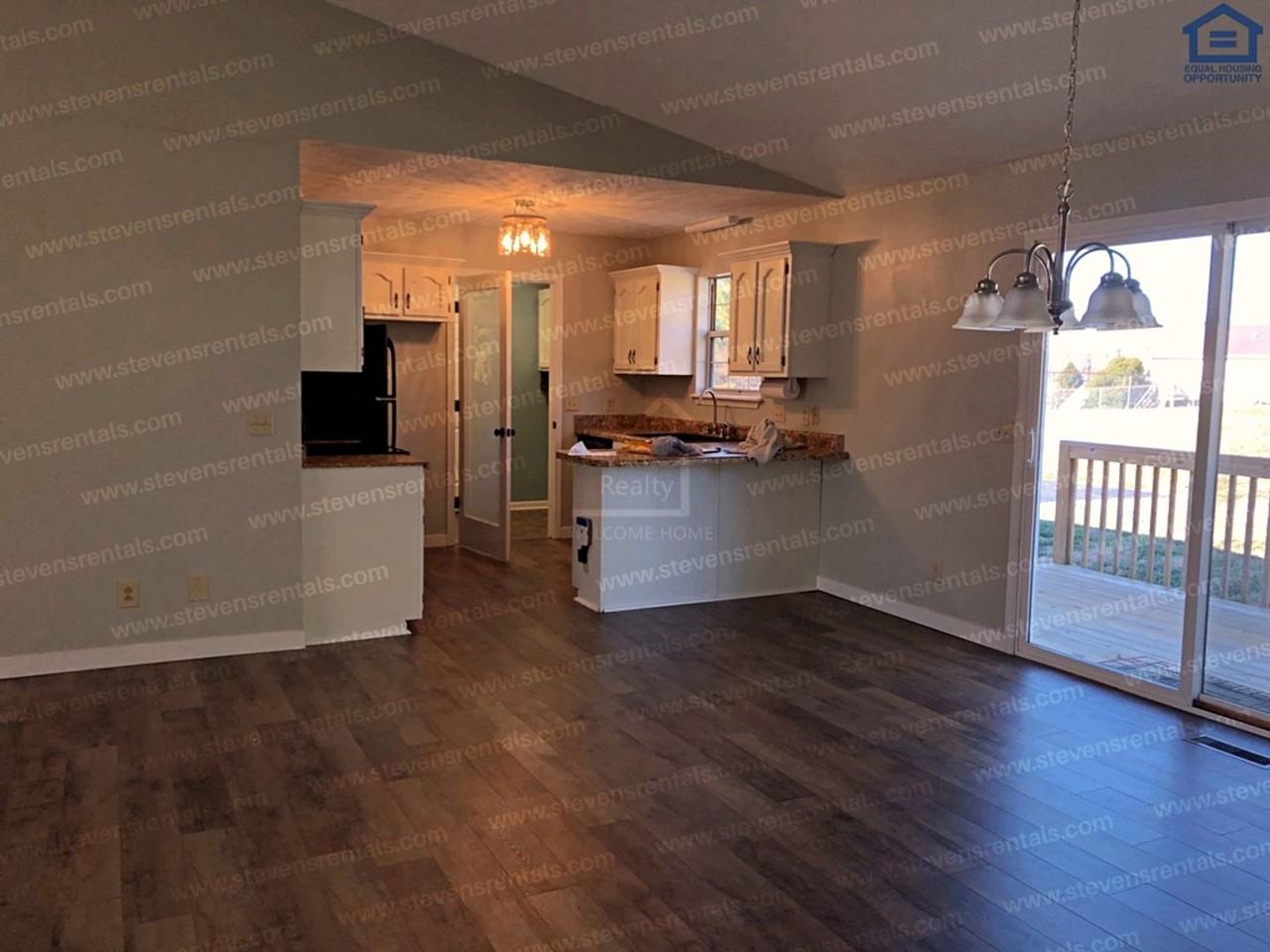 3547 Southmeade Dr - Photo 7 of 18