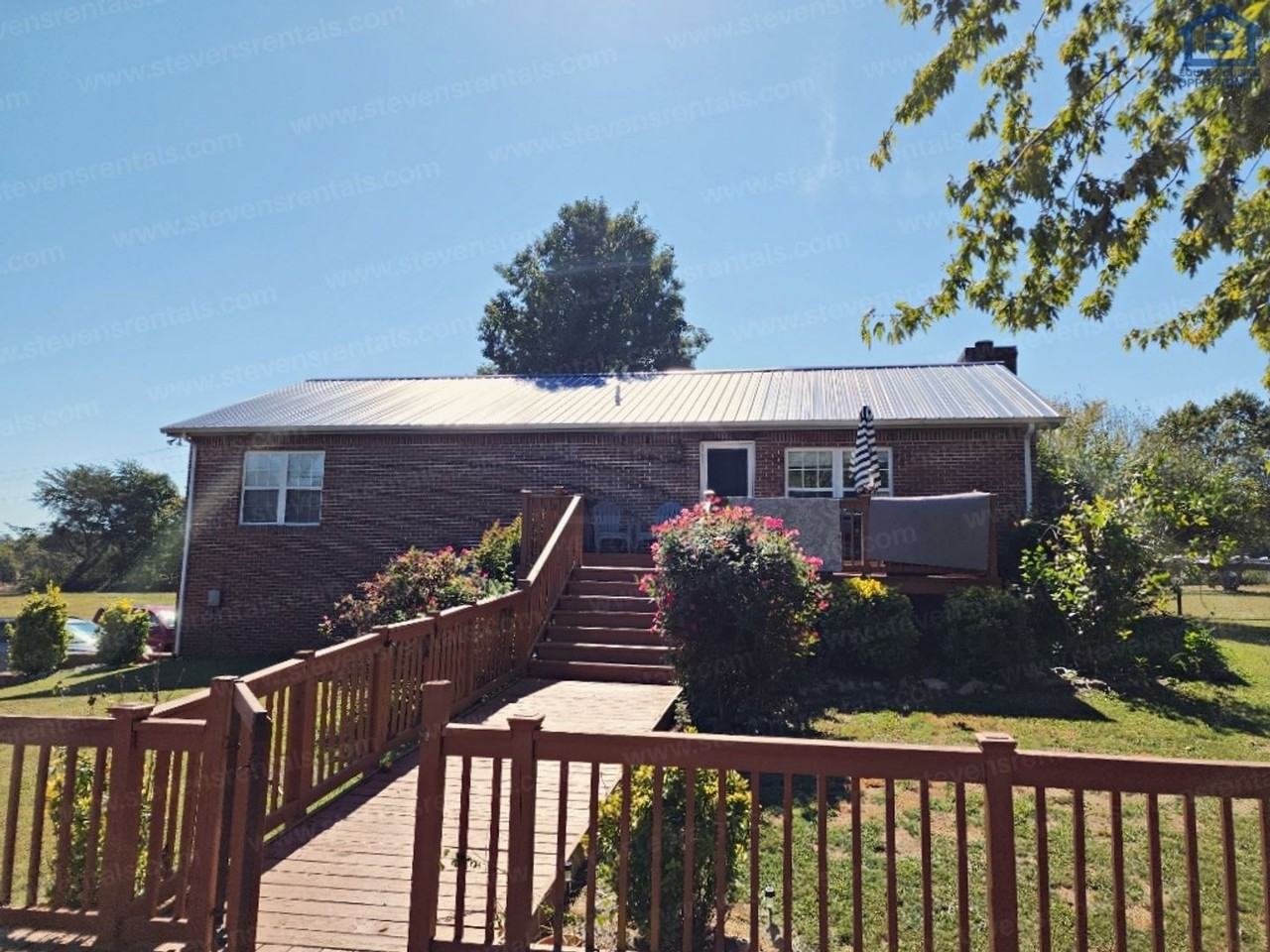 515 Willis Martin Rd - Photo 7 of 25