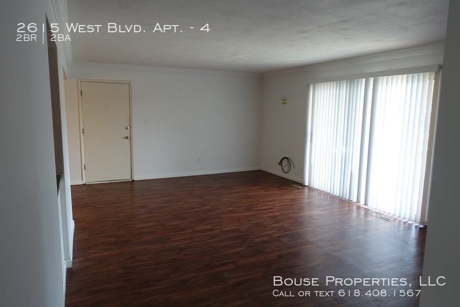 2615 2615 West Blvd. Apt. #4 - Photo 4 of 5