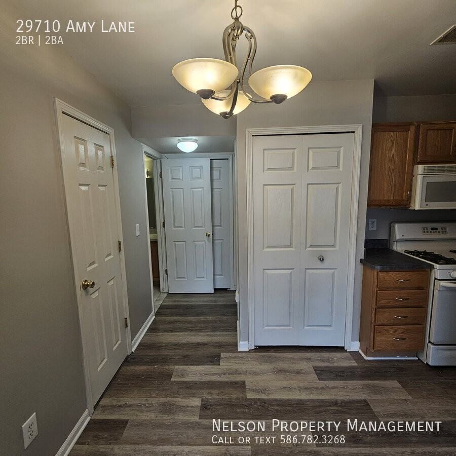 29710 Amy Ln Bldg Unit #1 - Photo 6 of 19