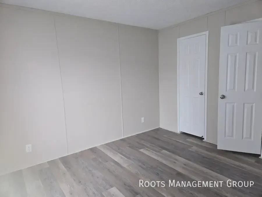 2800 Apollo Dr - Photo 7 of 16