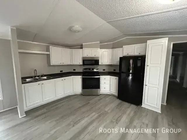 103 Spring View Ct #19 - Photo 3 of 13