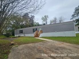 9 Mark Dr #9 - Photo 1 of 1