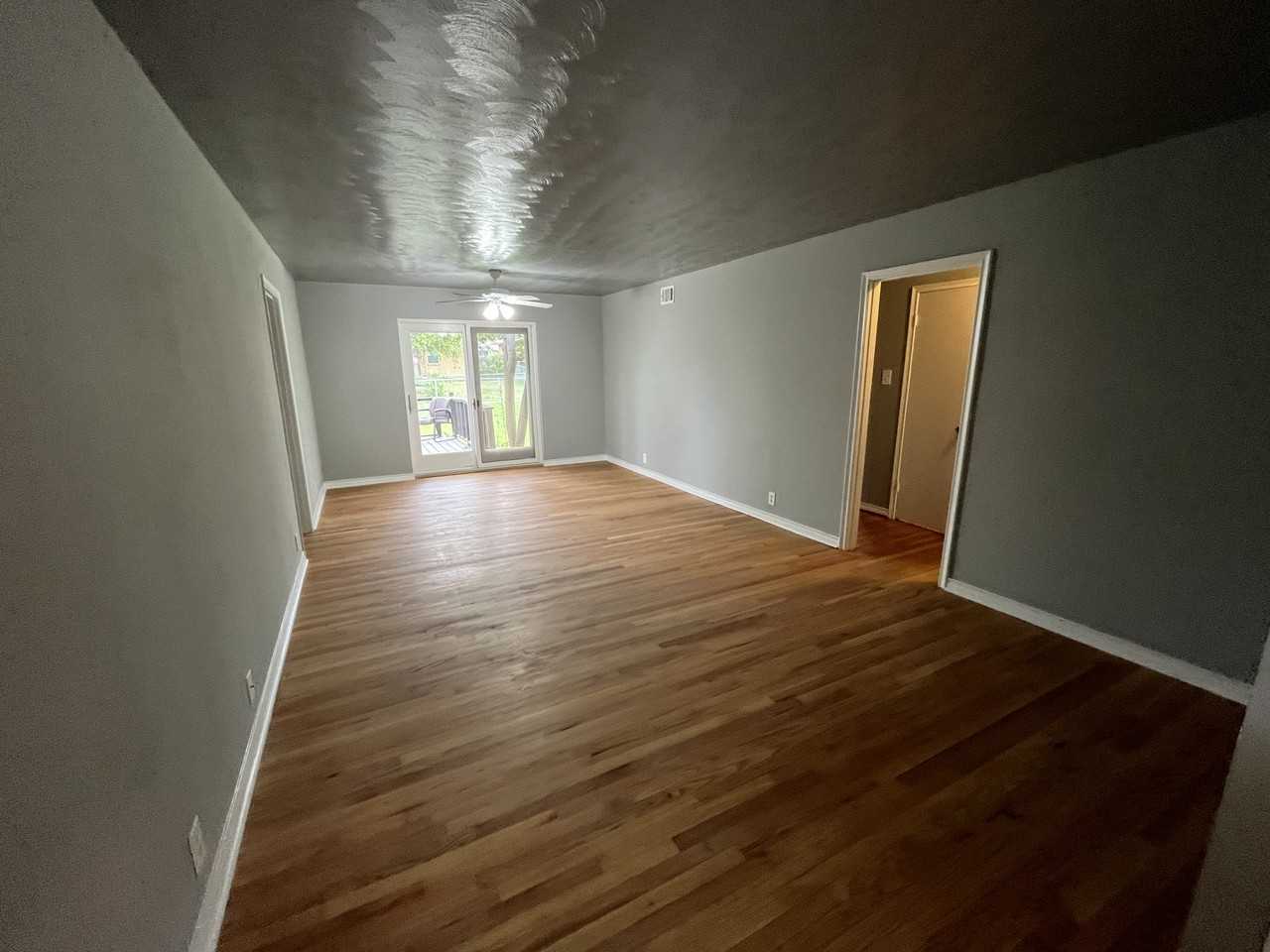 410 Lynn St #NA - Photo 3 of 27