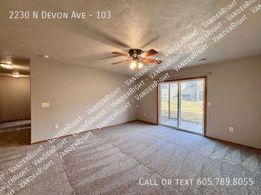 2230 N Devon Ave #103 - Photo 3 of 16