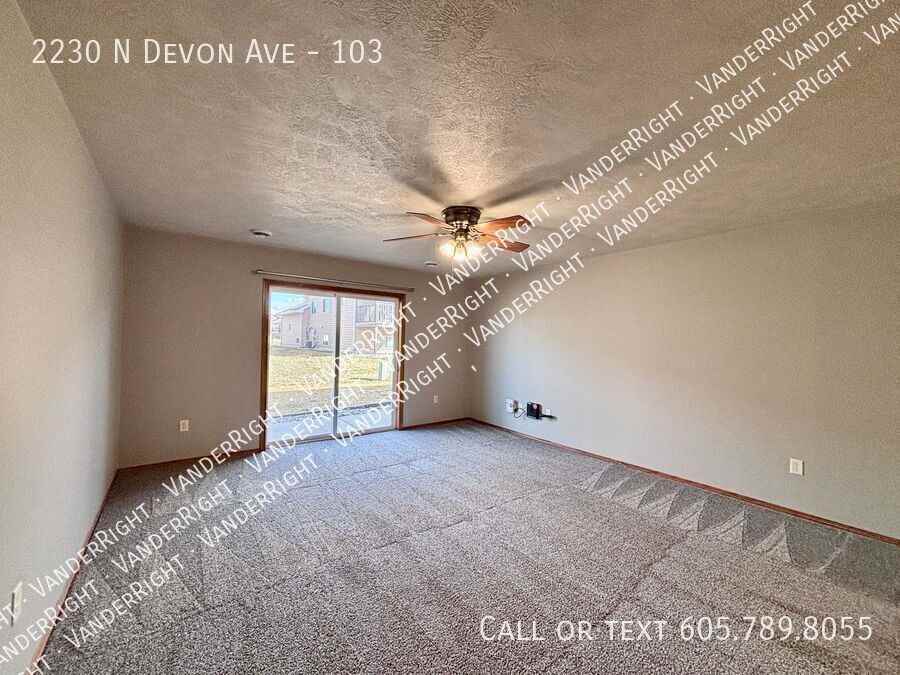 2230 N Devon Ave #103 - Photo 6 of 16