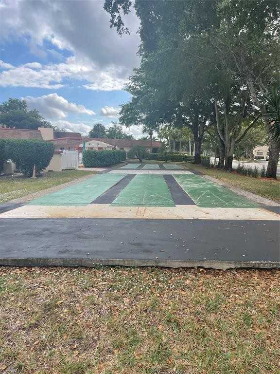 1025 Country Club Dr #1025-302 - Photo 7 of 27