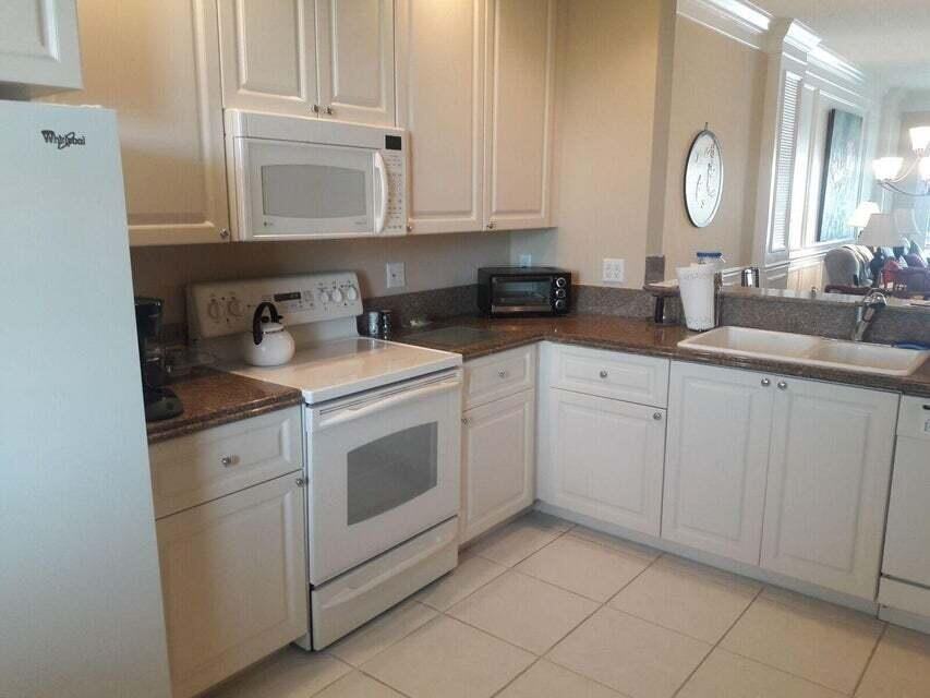 4 Harbour Isle Dr E #4PH4 - Photo 7 of 27