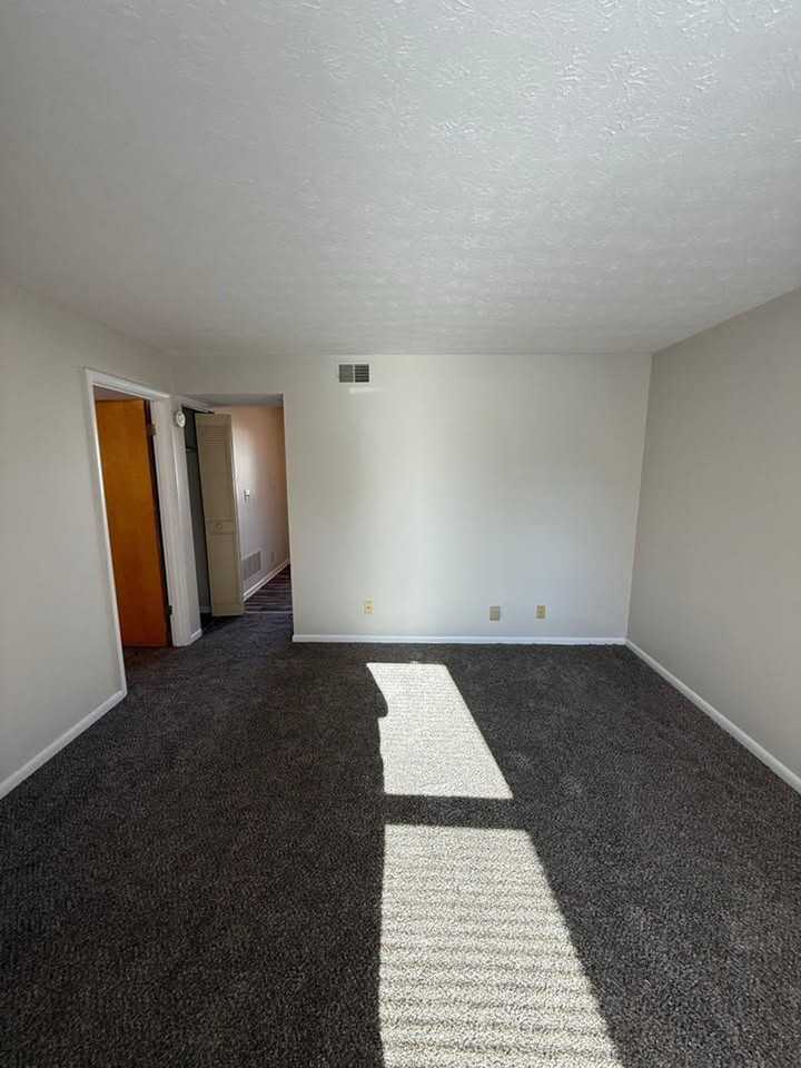 Meadow Creek Apartments - Photo 5 of 7