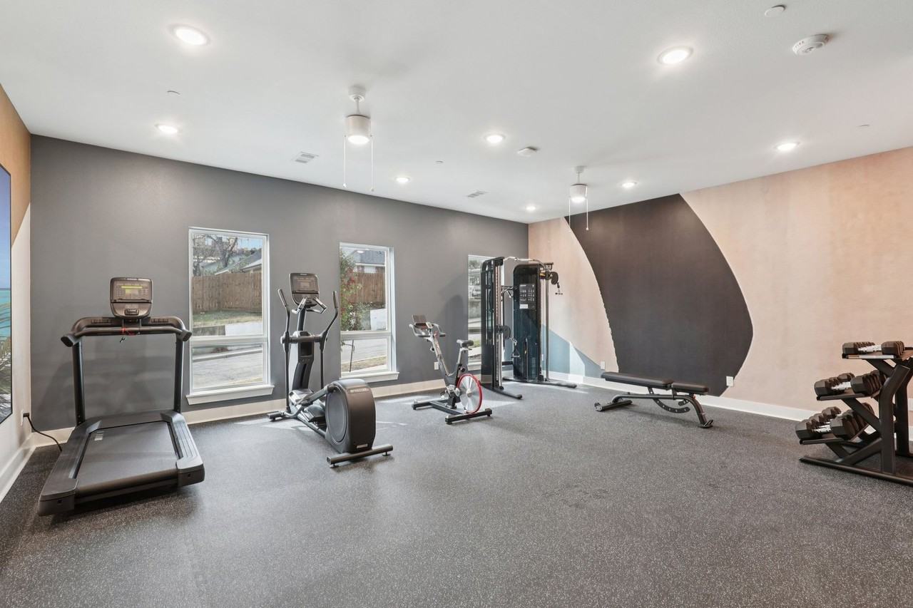 Arroyo Oaks - Photo 3 of 23