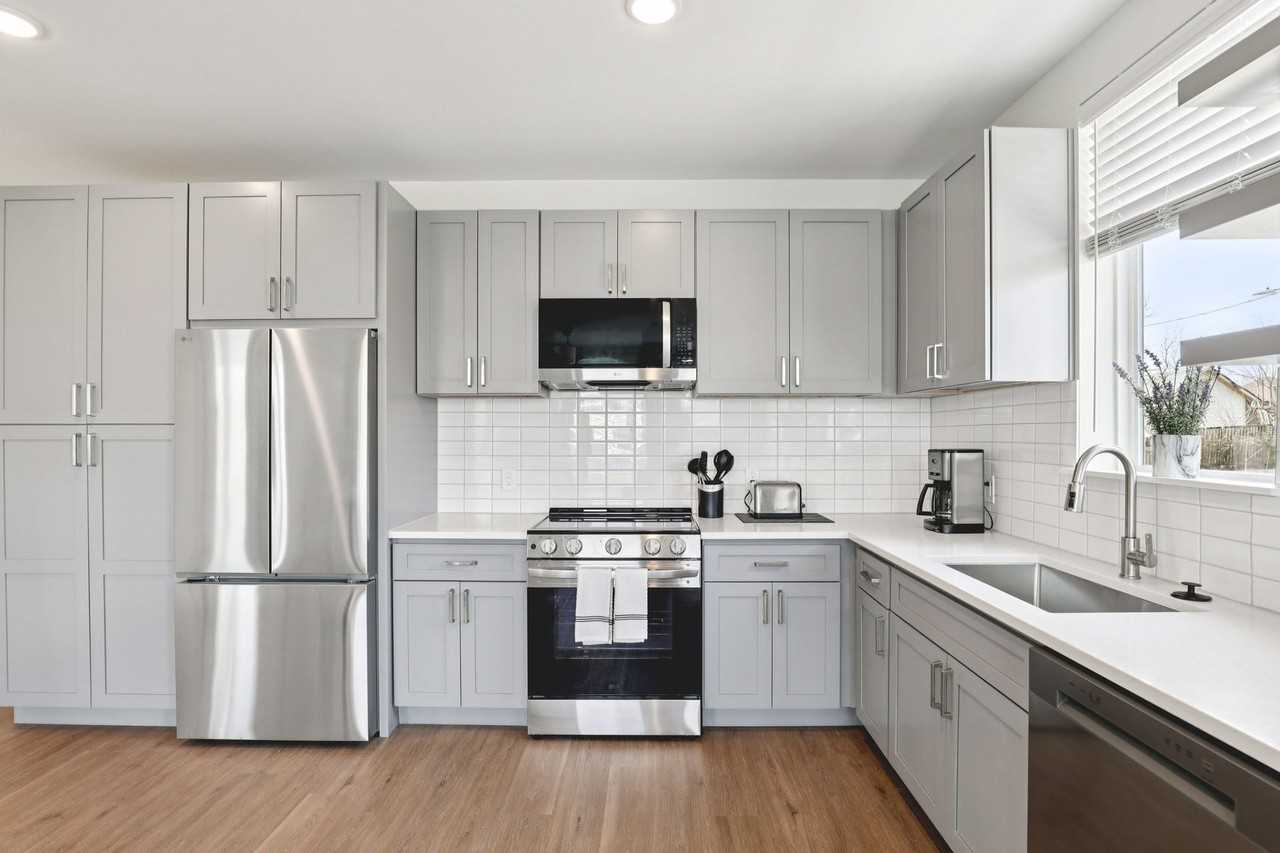 Arroyo Oaks - Photo 4 of 23