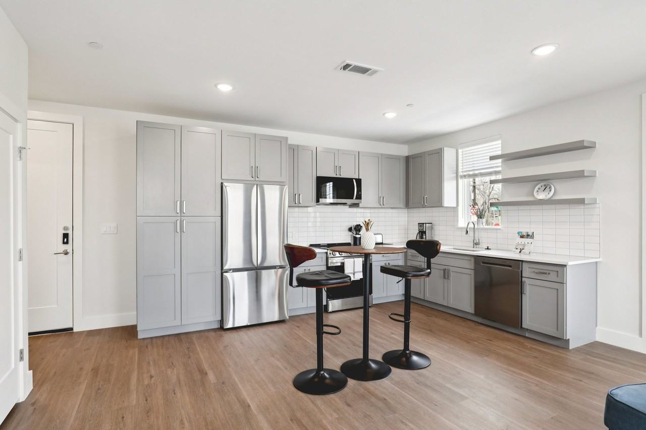 Arroyo Oaks - Photo 6 of 23