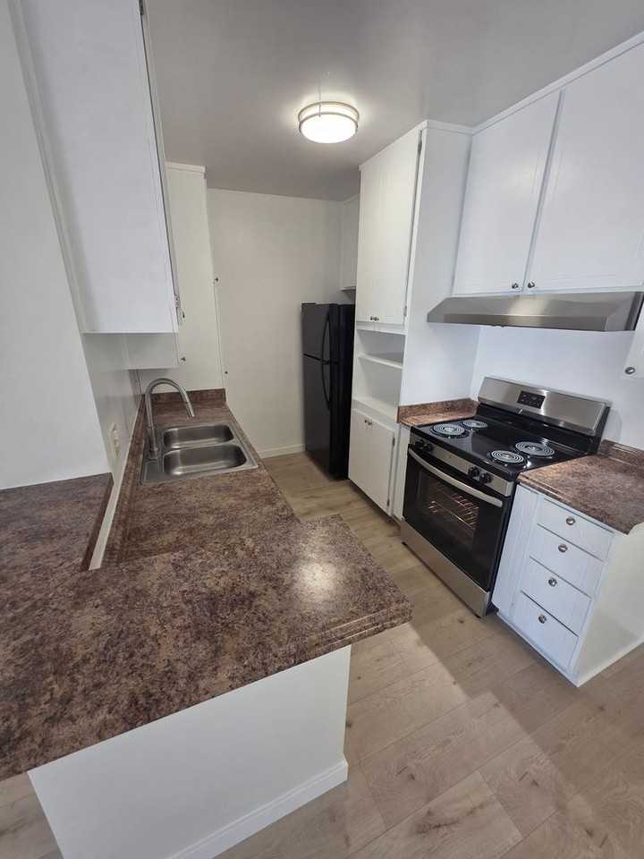 18561 Prairie St - Photo 7 of 29