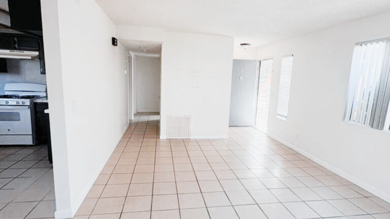 Sunset Vista - Photo 4 of 23