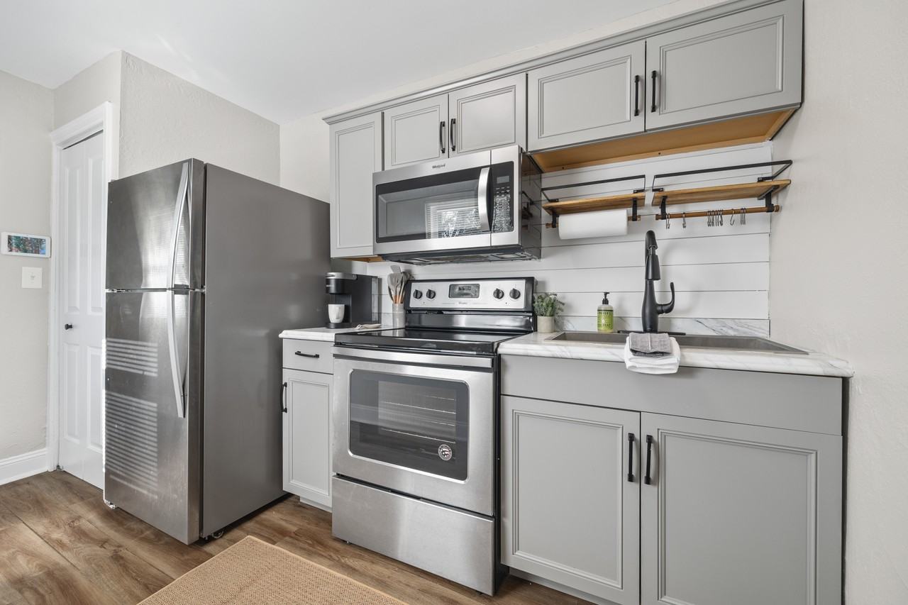 76 Haygood Ave Se - Photo 7 of 19