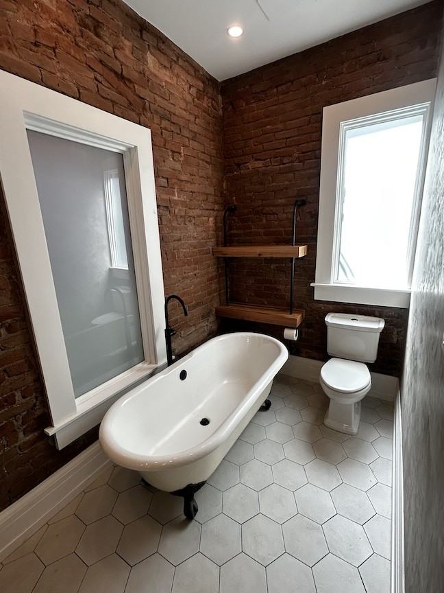 2145 N Franklin St - Photo 7 of 15