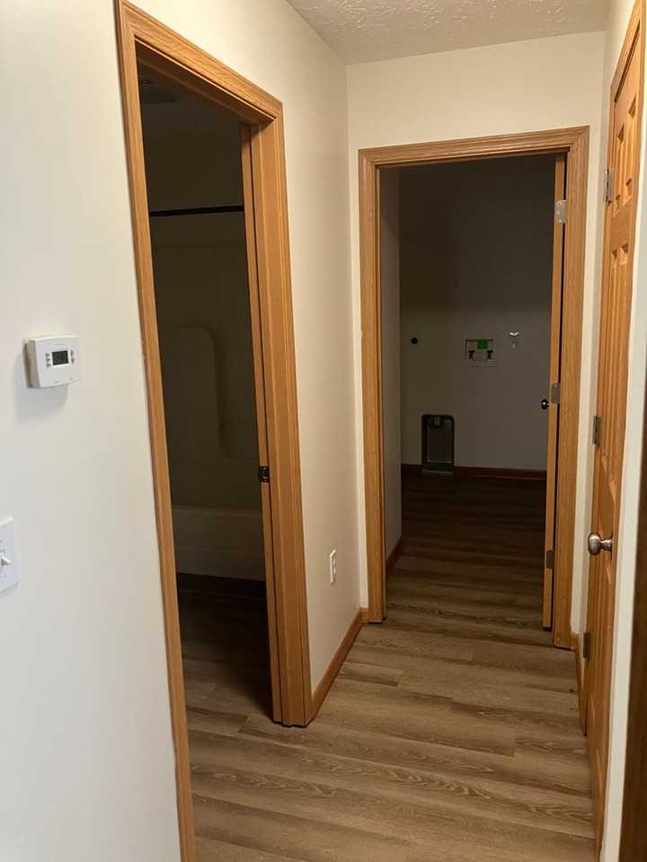 1046 Laurel Tree Ct - Photo 5 of 12