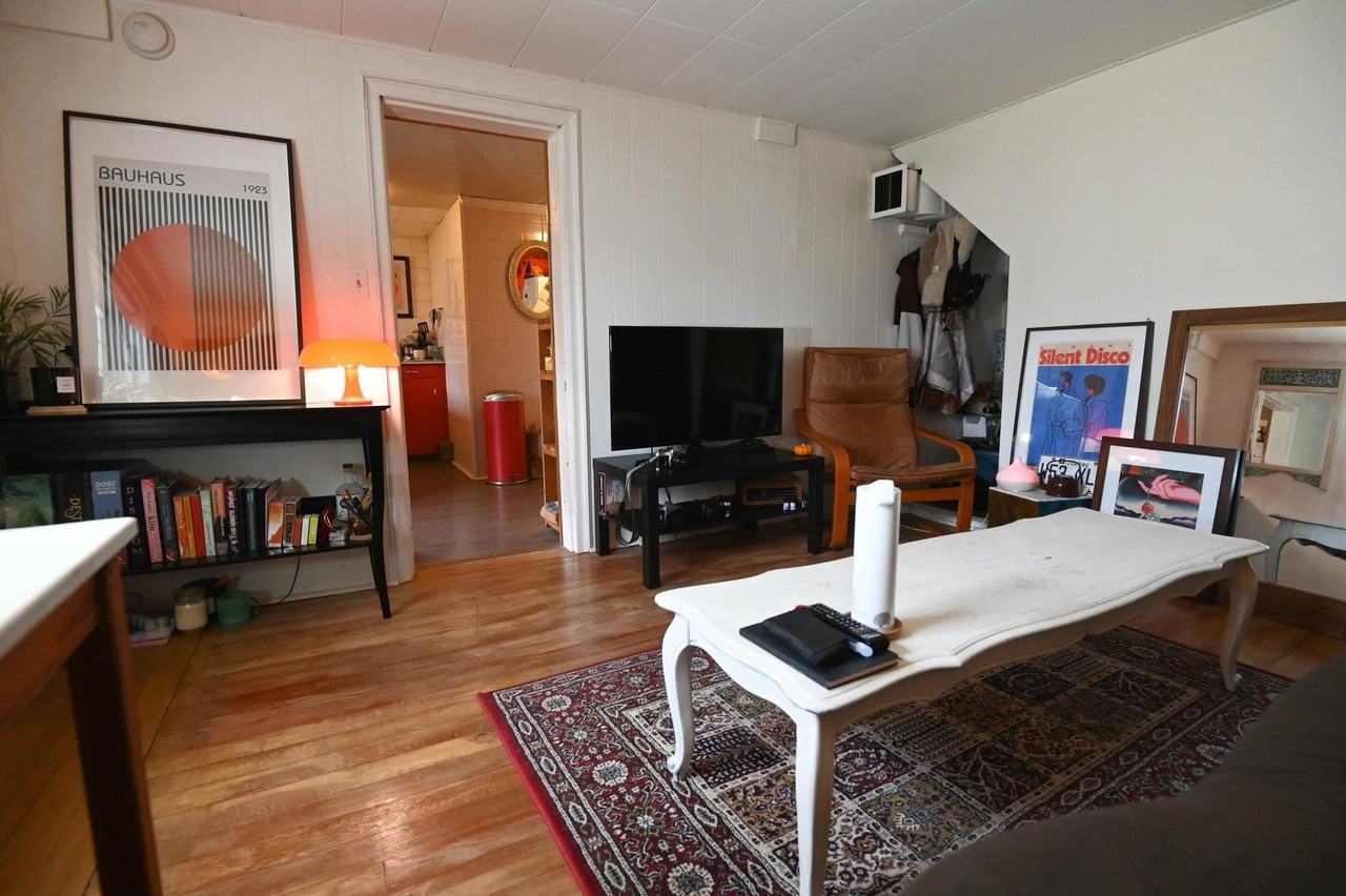 366 East 39th Avenue - Photo 3 of 14