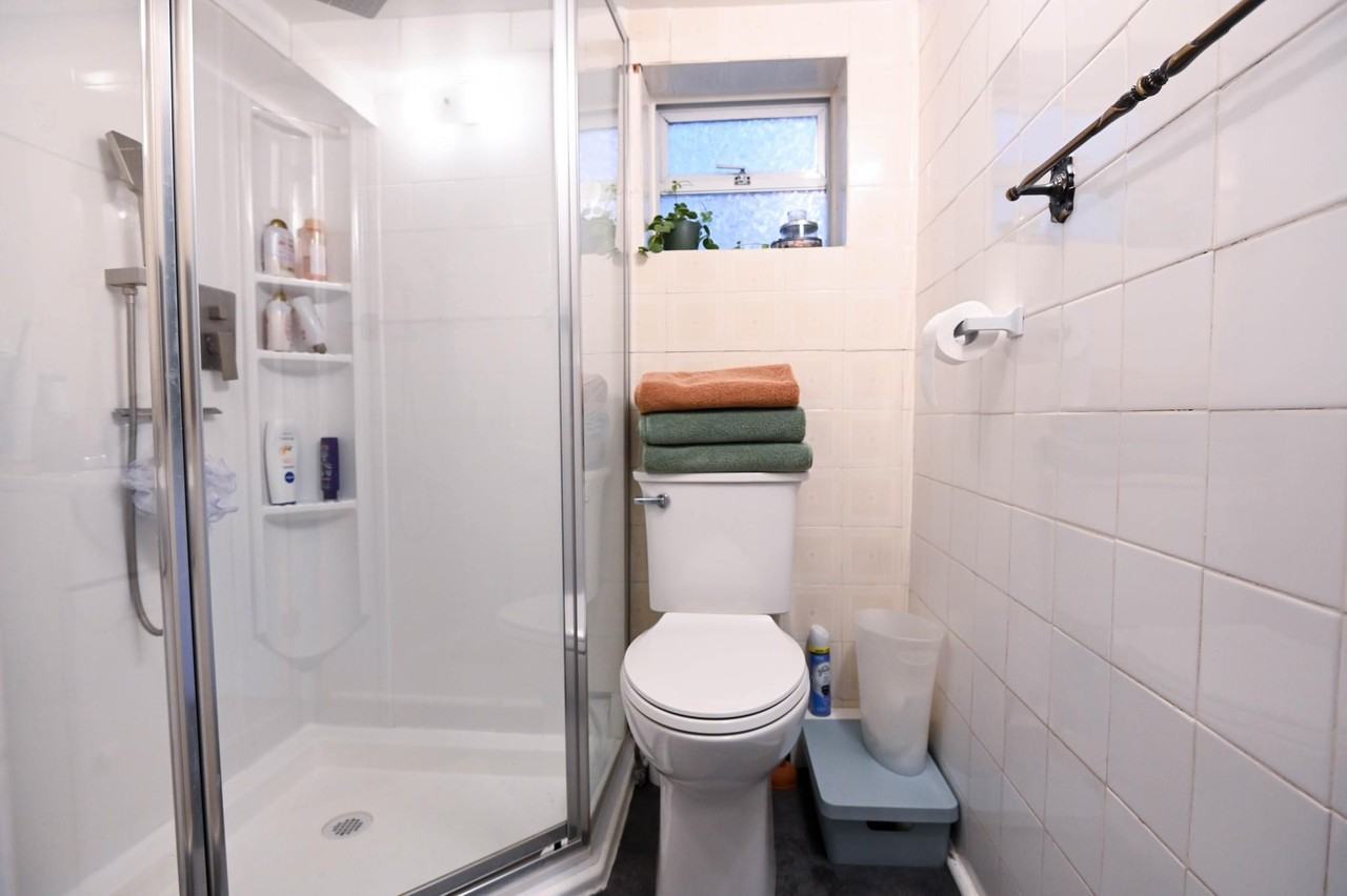 366 East 39th Avenue - Photo 7 of 14