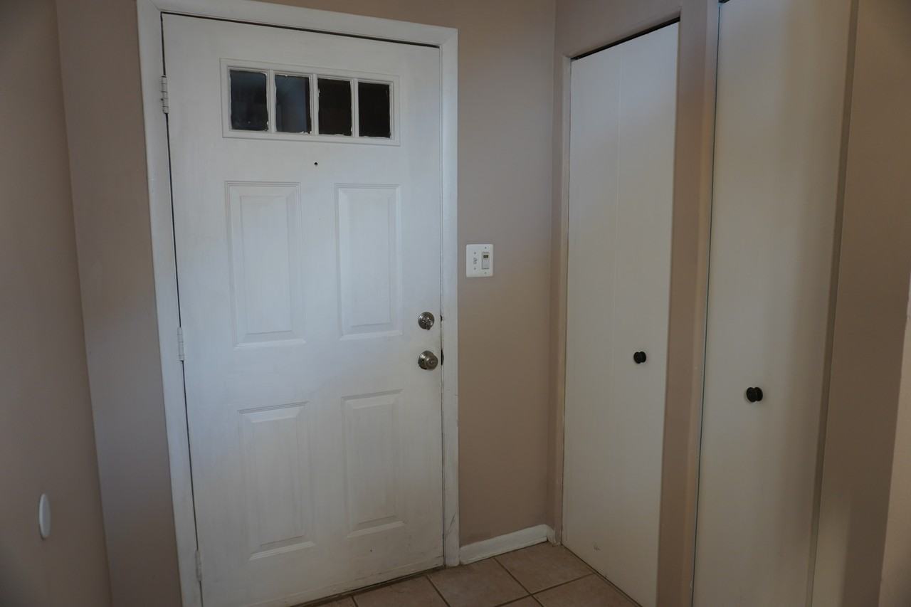 5 Castlebar Ct #5 - Photo 2 of 49
