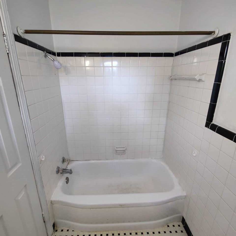 616 Mills Ave #1 - Photo 4 of 8