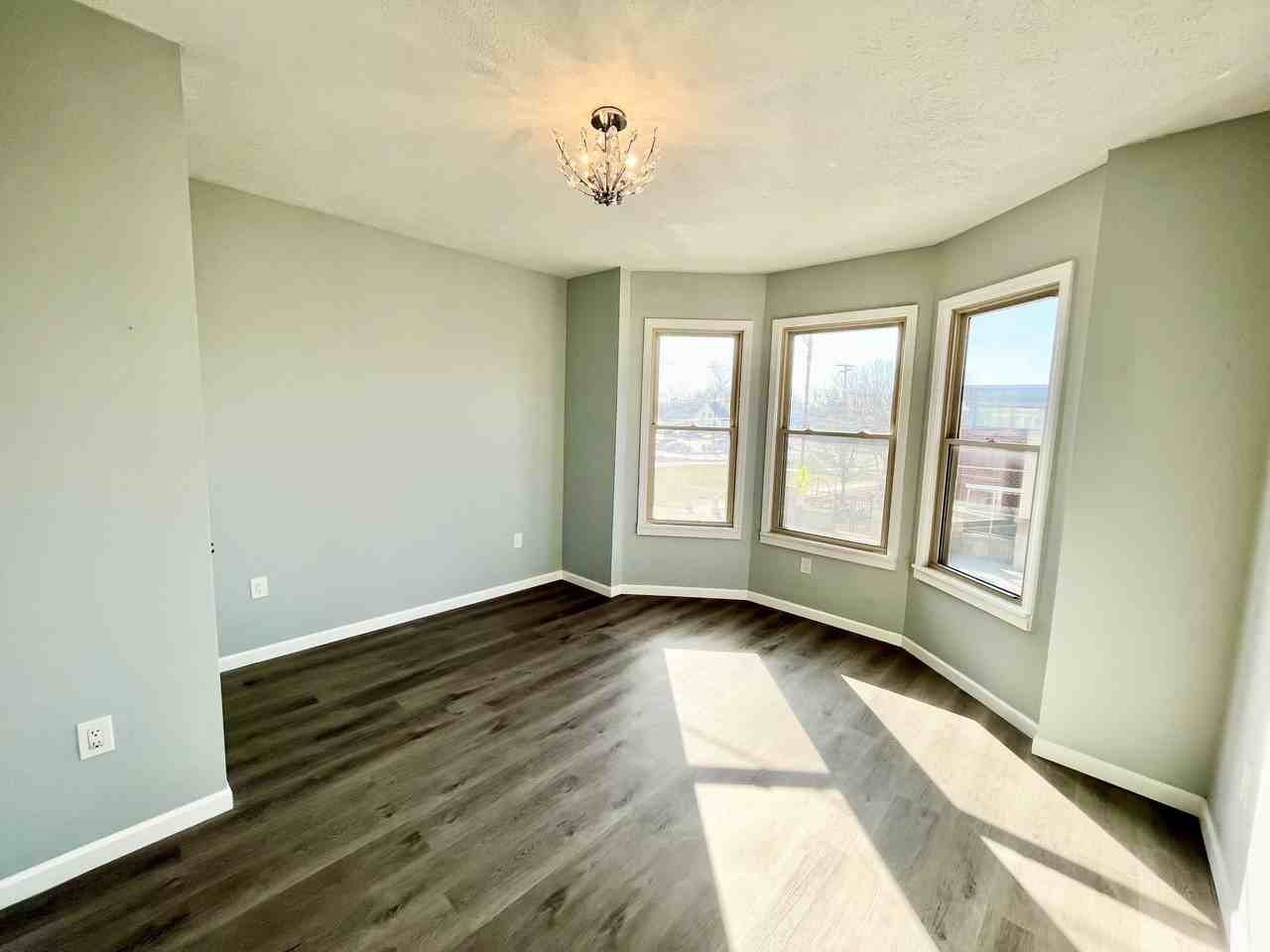4828 Lorain Ave #1 - Photo 3 of 6