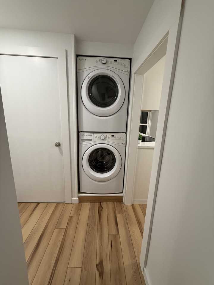 717 Asbury Ave #3rdFL - Photo 5 of 8