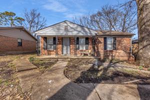 featured image of 1910 Whitney Ave #NA