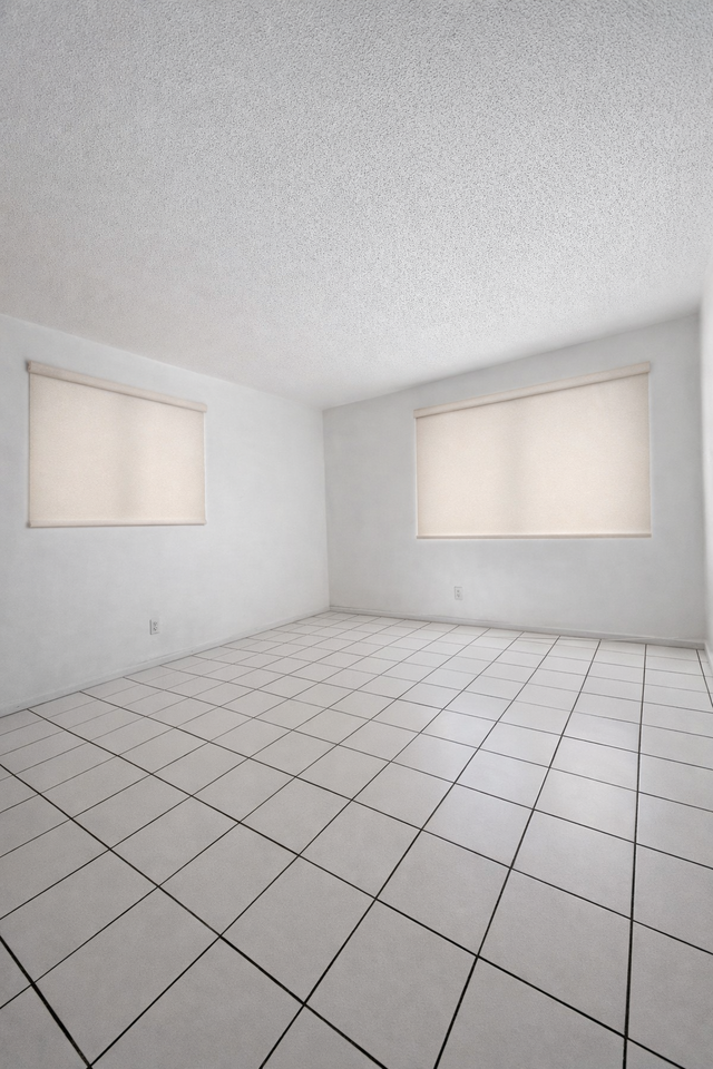 623 Ne 2nd St #1 - Photo 4 of 5