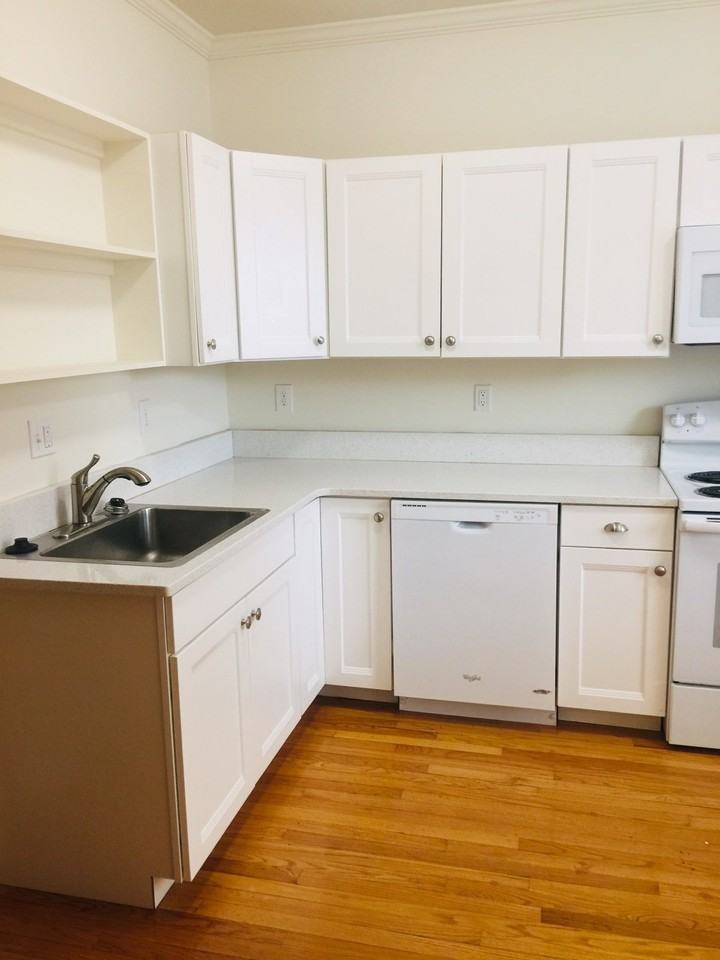 46 Main St #8 - Photo 2 of 13