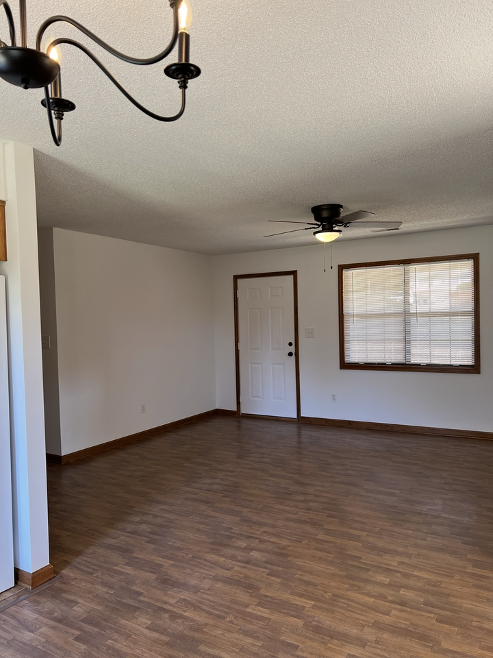 93 Kerry Dr #NA - Photo 2 of 10