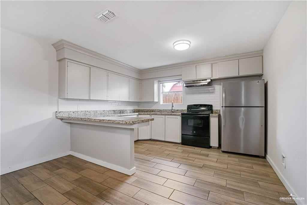 819 S 16th St #NA - Photo 2 of 8