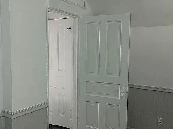 3209 Caledonia St #NA - Photo 3 of 12