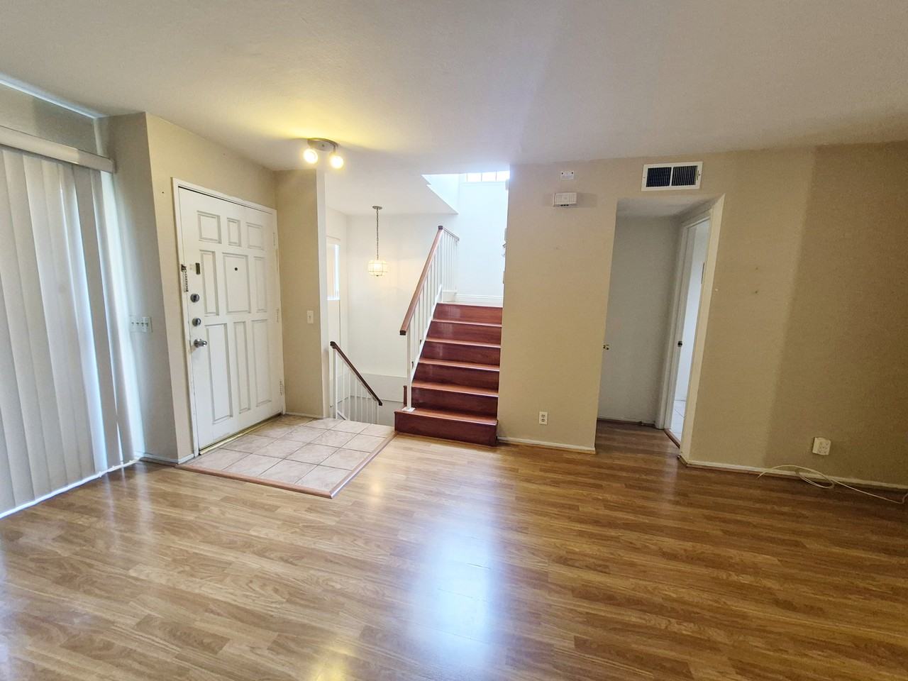 1836 Huntington Dr #1836 - Photo 3 of 20