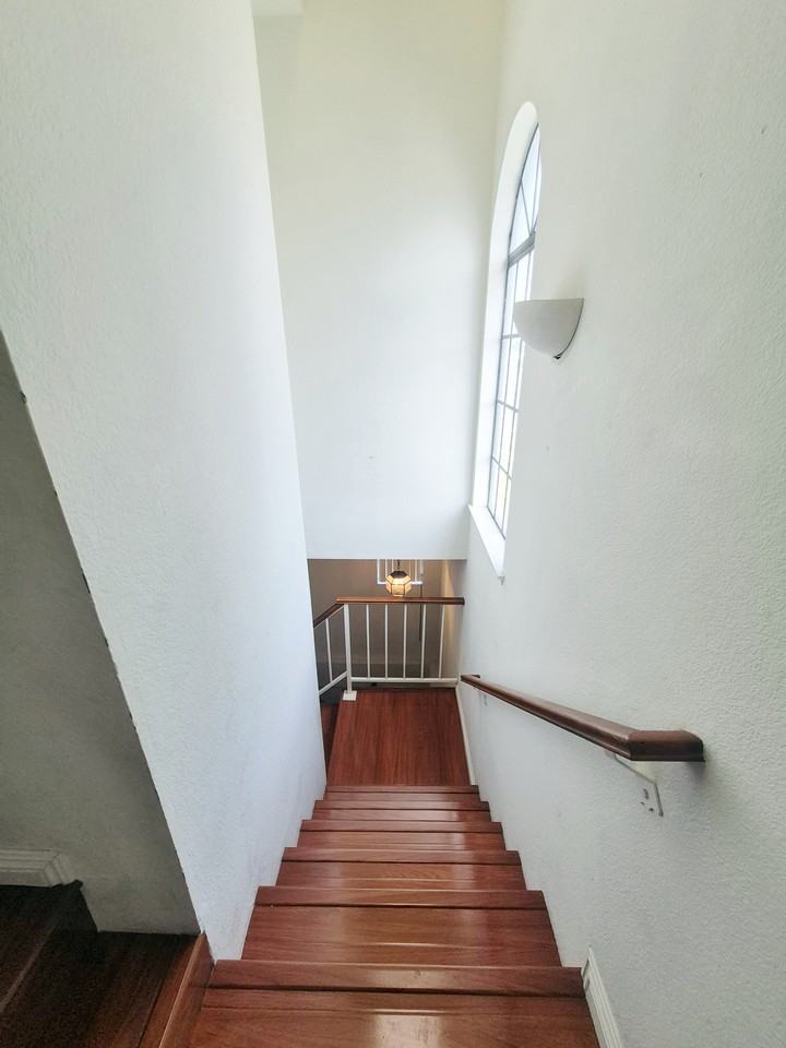 1836 Huntington Dr #1836 - Photo 6 of 20