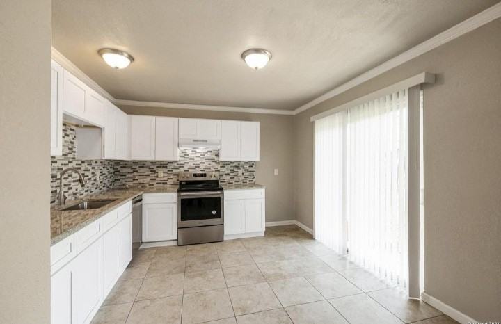 1362 Bayou Dr #NA - Photo 6 of 10