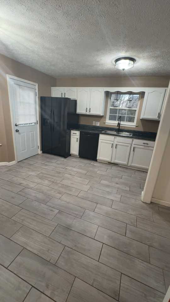 290 Fritz Cir #NA - Photo 2 of 16