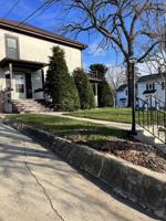 featured image of 306 1/2 E Maple Ave #A