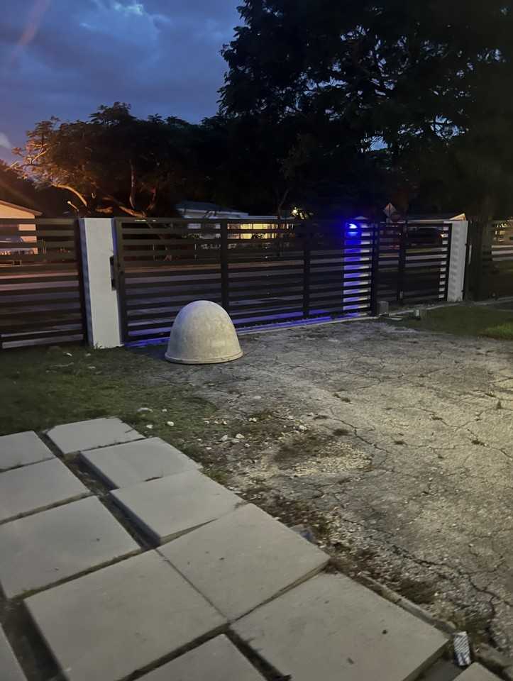 170 Nw 131st St #1 - Photo 3 of 8