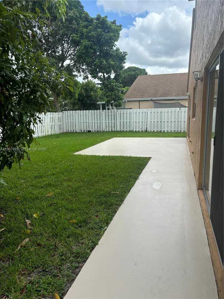 2661 Huron Way #NA - Photo 7 of 10