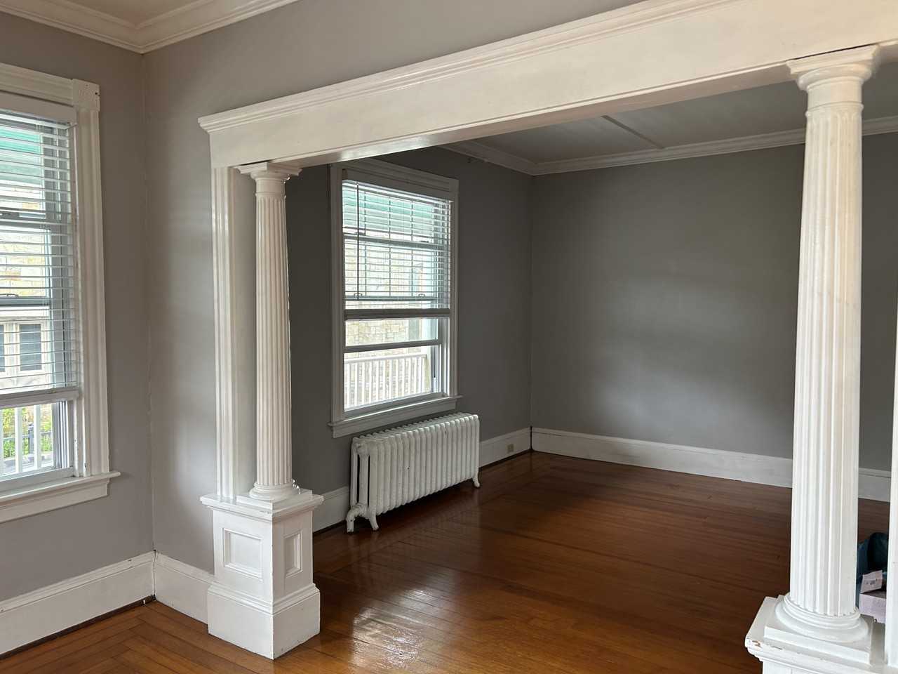 404406 Spring St #1stFL - Photo 3 of 22