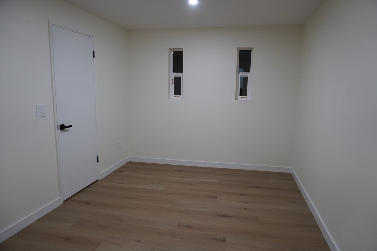 954 Harbor View Dr #NA - Photo 4 of 47