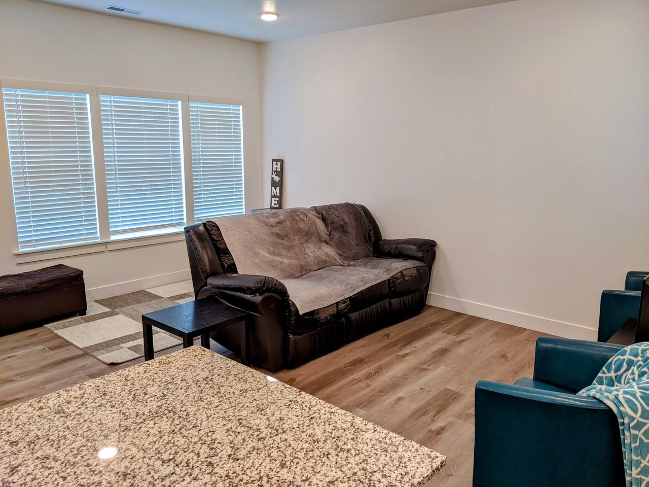 1185 W 1820 S - Photo 7 of 15